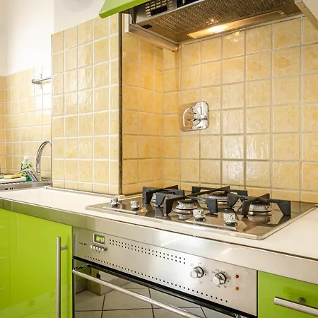 Ferrarese Green